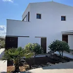 D'es Bot Villa
