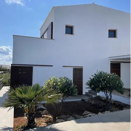 D'es Bot Villa Cala Morell